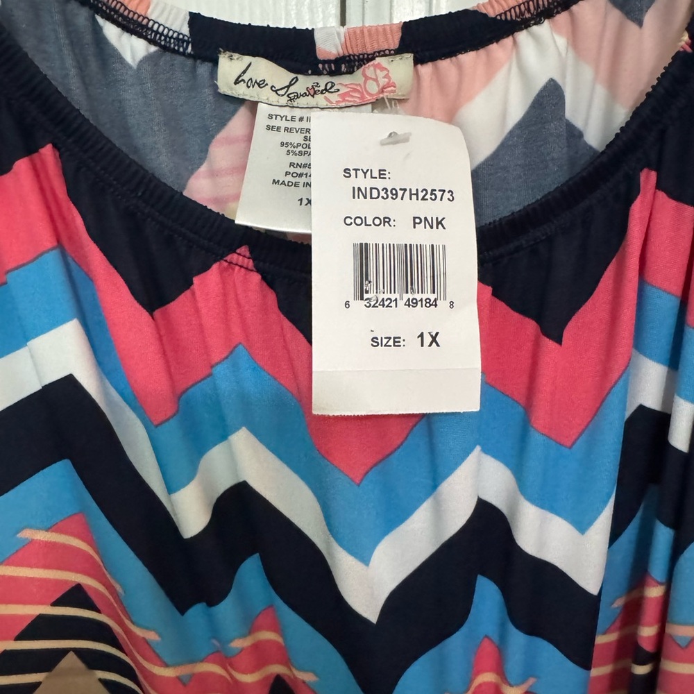 Chevron Patterned Dress - Picture 3 of 3